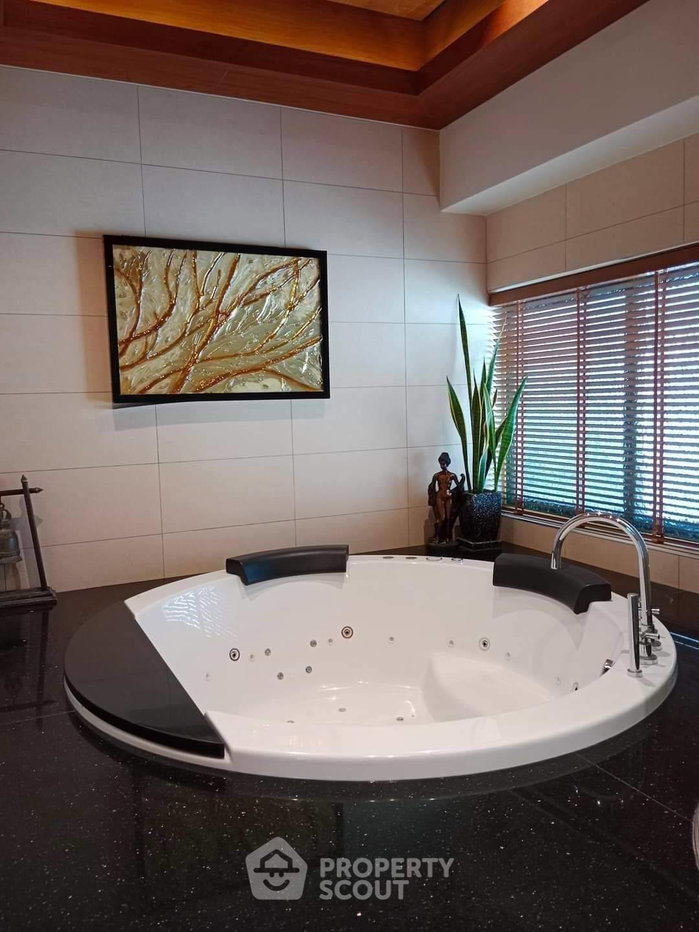 รูป คอนโด 2-ห้องนอน ที่ โนวาน่า เรสซิเดนซ์ ใกล้ พัทยาใต้ (ID 1093704) - รูปที่ 18/18