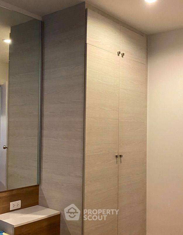 picture 1-BR Condo For Rent, 30 Sqm, Lumpini Park Rama 9 Ratchada, MRT Phra Ram 9 (ID 45835) - 7/17