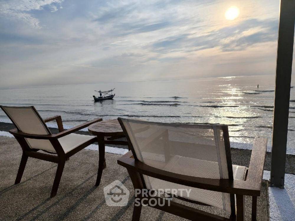 รูป คอนโด 2 ห้องนอน 83 ตร.ม. ขาย The Crest Santora Hua Hin (ID 1073959) - รูปที่ 2/8