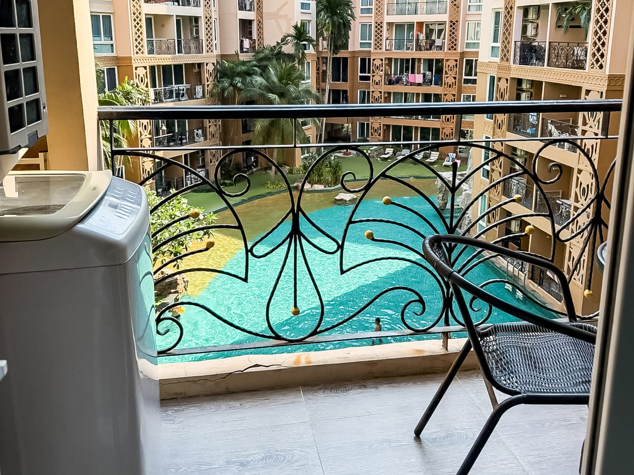 picture Atlantis Condo Resort Pattaya for Rent Pool View Condo - 8/8