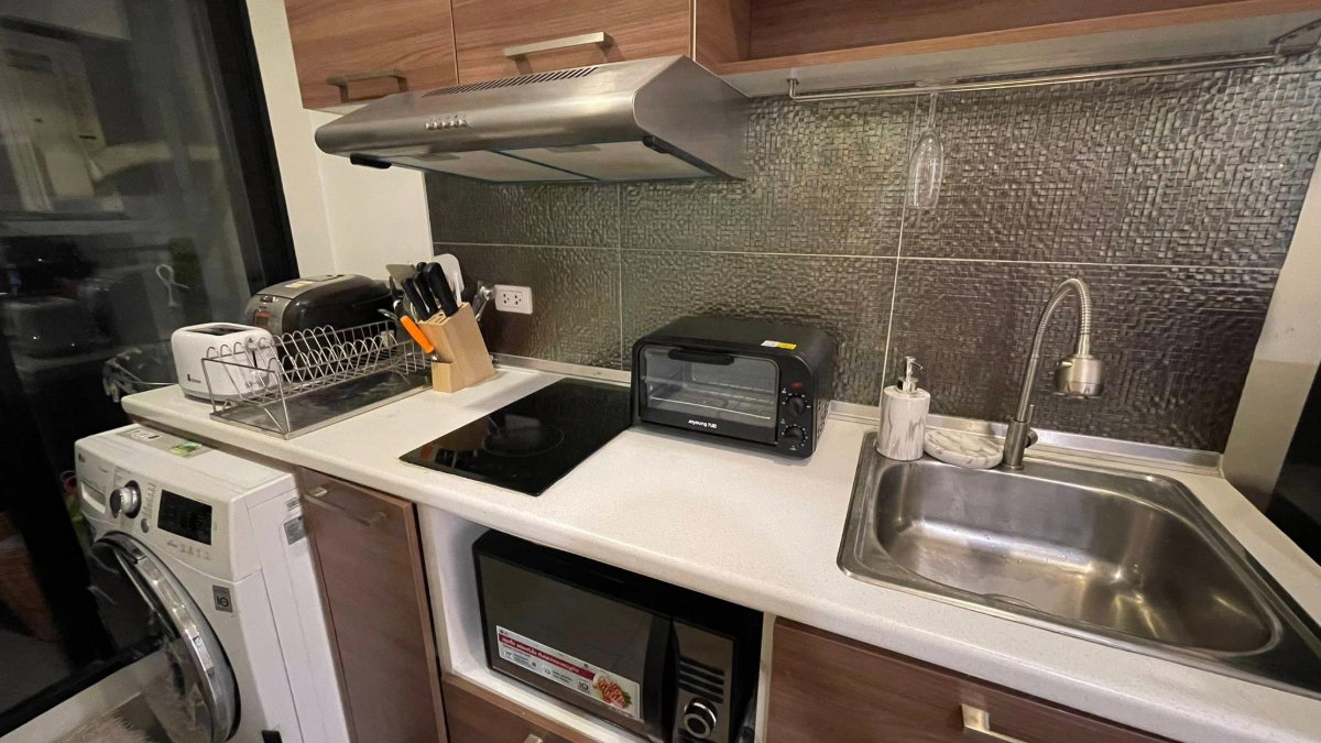 picture @Condorental condo for rent The Tree Interchange - 7/9