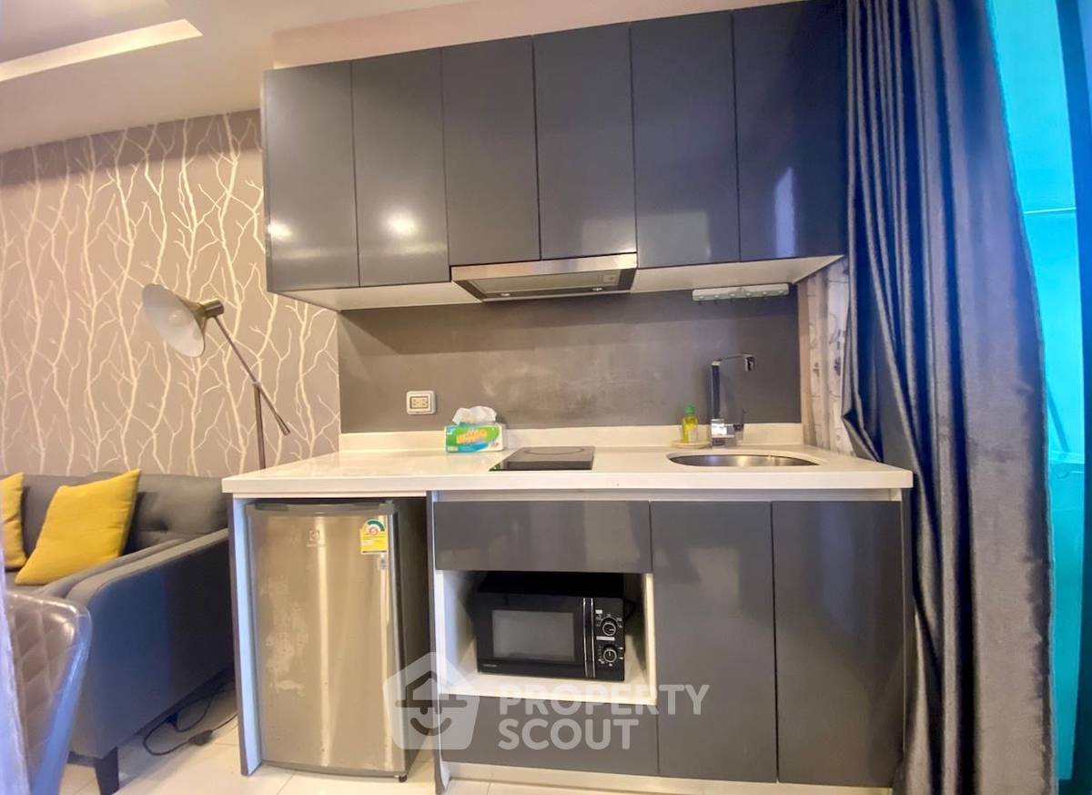 รูป คอนโดให้เช่า 1 ห้องนอน ขนาด 27 ตร.ม. ราคาเหมาะสม ที่ Arcadia Beach Continental (ID 2137912) - รูปที่ 3/29