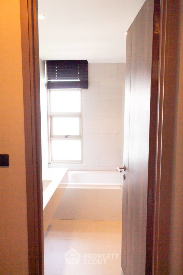 picture 1-BR Condo at Marina Bayfront Sriracha in Si Racha (ID 1031858) - 7/9