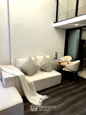 Condos for rent : 1-BR Condo at Knightsbridge Space Ratchayothin near BTS Ratchayothin (ID 2751796)