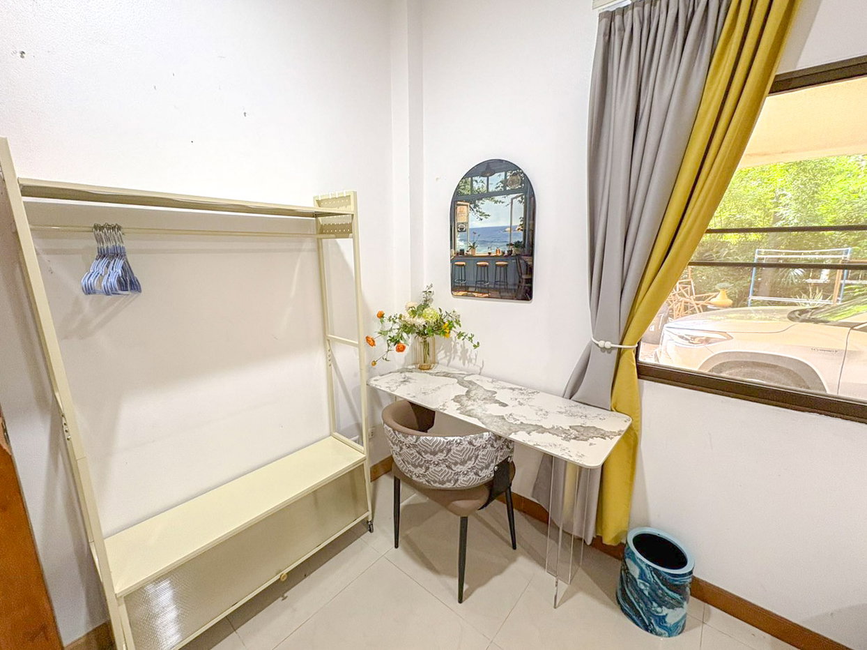picture Jomtien Beach Pattaya Luxury Pool Villa for Rent - 4/11