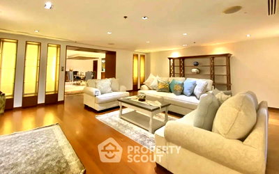 Condos for sale Nana Nuea Pier : 3-BR Condo at Kallista Mansion near ARL Makkasan (ID 2873585)
