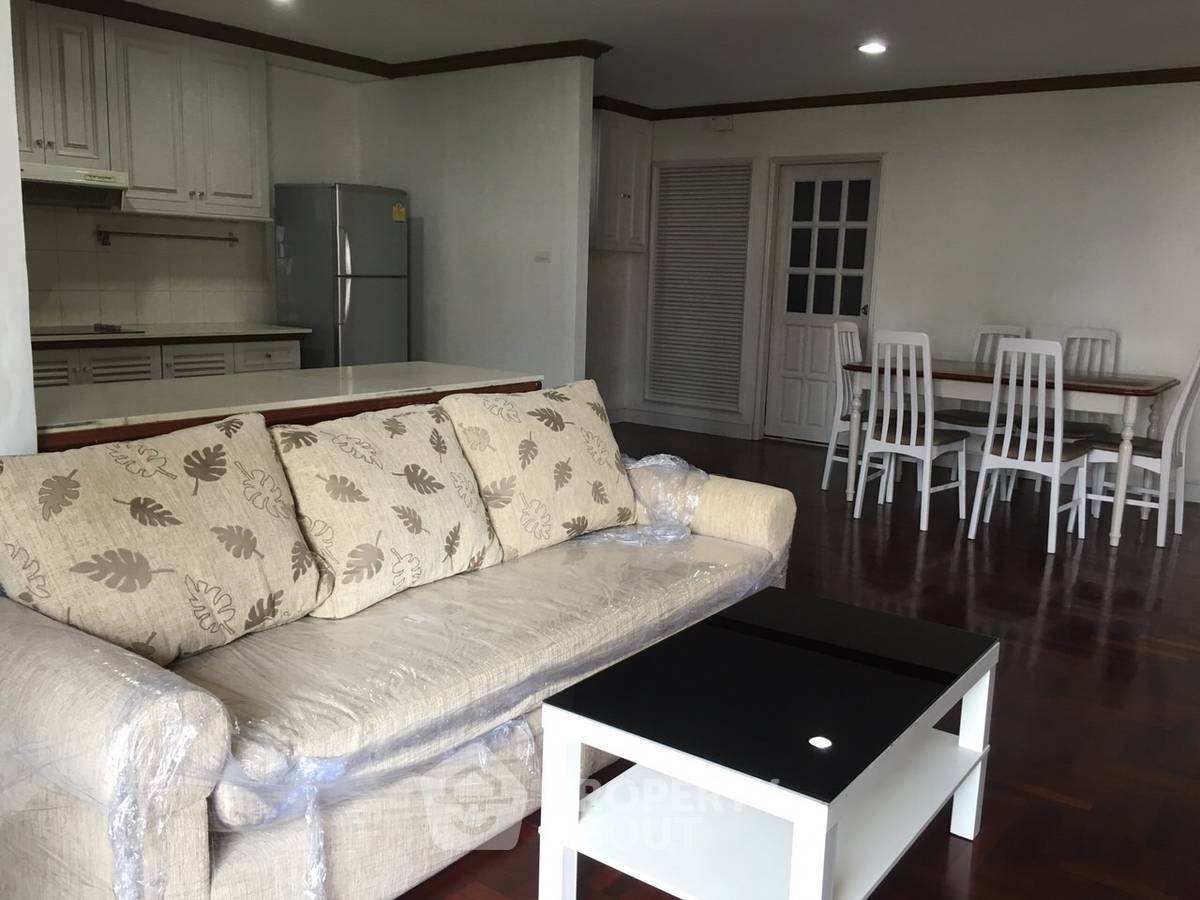 รูป คอนโด 3-ห้องนอน ที่ ริชมอนด์ พาเลส คอนโดมิเนียม ใกล้ BTS พร้อมพงษ์ (ID 513197) - รูปที่ 4/5