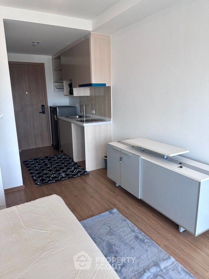 picture 1-BR Condo at The Livin Ramkhamhaeng in Hua Mak (ID 2140331) - 4/10