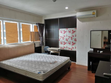 P-359265 — For Sale with Tenant: Grand Park View Asoke Condo 16th Wattana School View Near MRT Phetchaburi. 085-592-2897 Line: @easythaihome