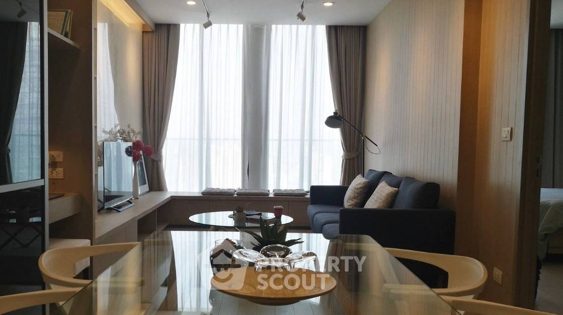 picture 1-BR Condo at Noble Ploenchit near BTS Phloen Chit (ID 2487629) - 1/11