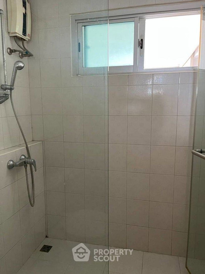 picture 1-BR Condo at Condo One Thonglor Station near BTS Thong Lor (ID 1073930) - 4/8