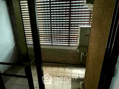 คอนโดให้เช่า : คอนโด 1-ห้องนอน ที่ อโศก ทาวเวอร์ คอนโดมิเนียม ใกล้ MRT เพชรบุรี (ID 2622819)