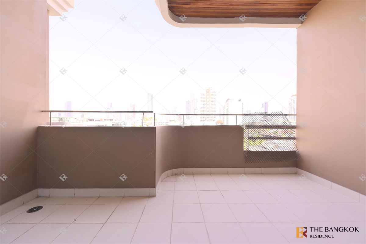 picture Piyathip Place Easy Travel, Fully Utilized Space - 8/10