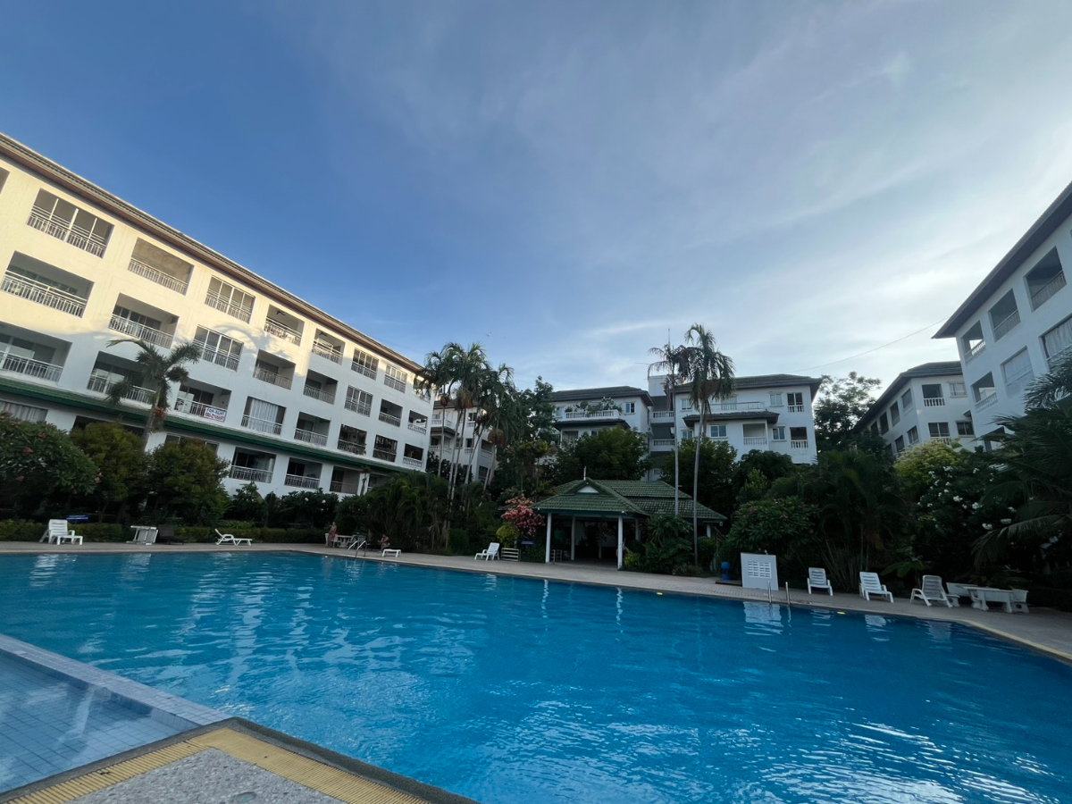 รูป BL134| คอนโดมิเนียม บ้านสวนลลนา พัทยา ตึก ทรงสเปน ใกล้ชายหาดจอมเทียน ไม่ถึง 1 กม.หนองปรือ บางละมุง	ชลบุรี   (ราคา 950,000 บาท )  - รูปที่ 26/27