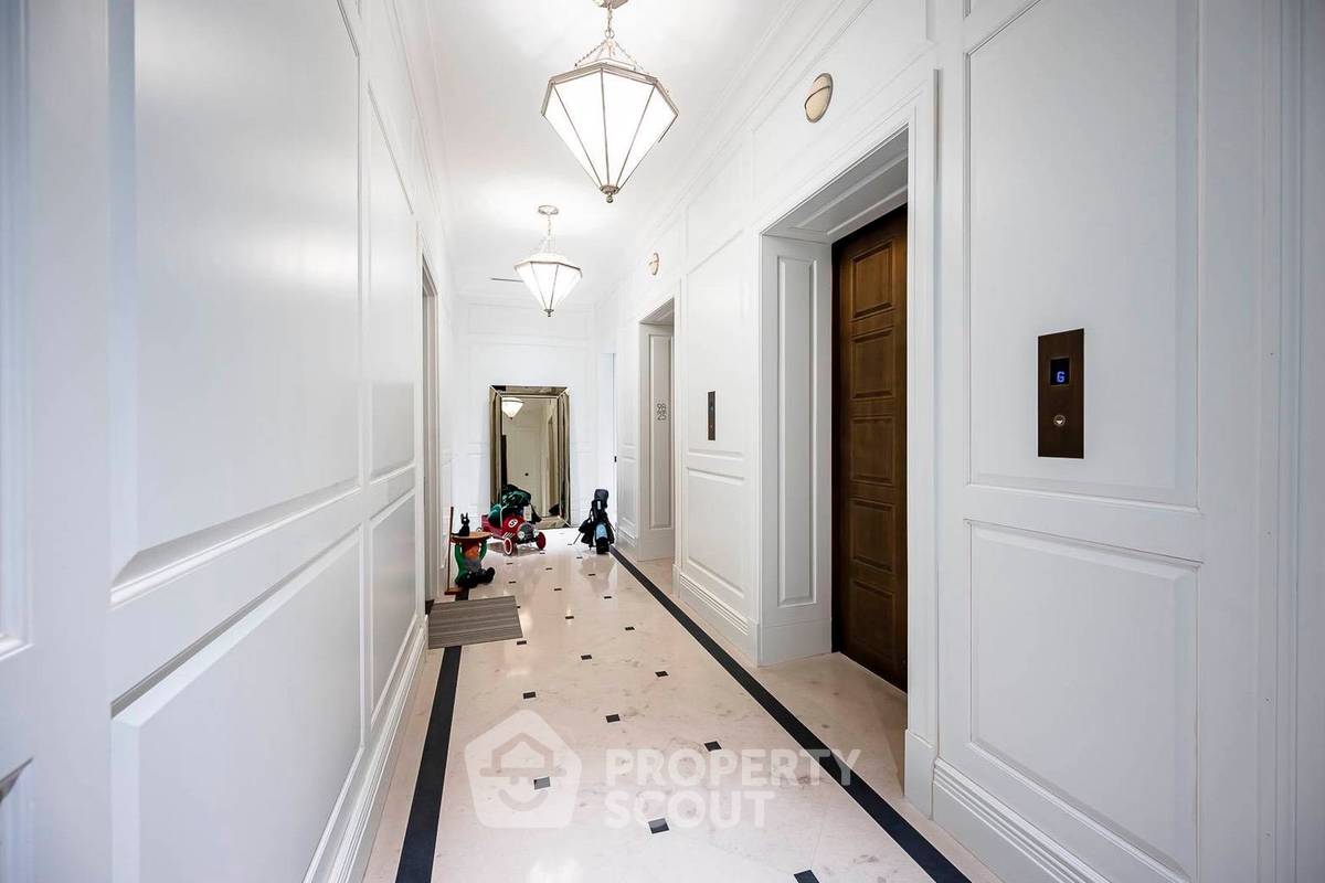 picture 3-BR Condo at 98 Wireless near BTS Phloen Chit (ID 2708869) - 9/18