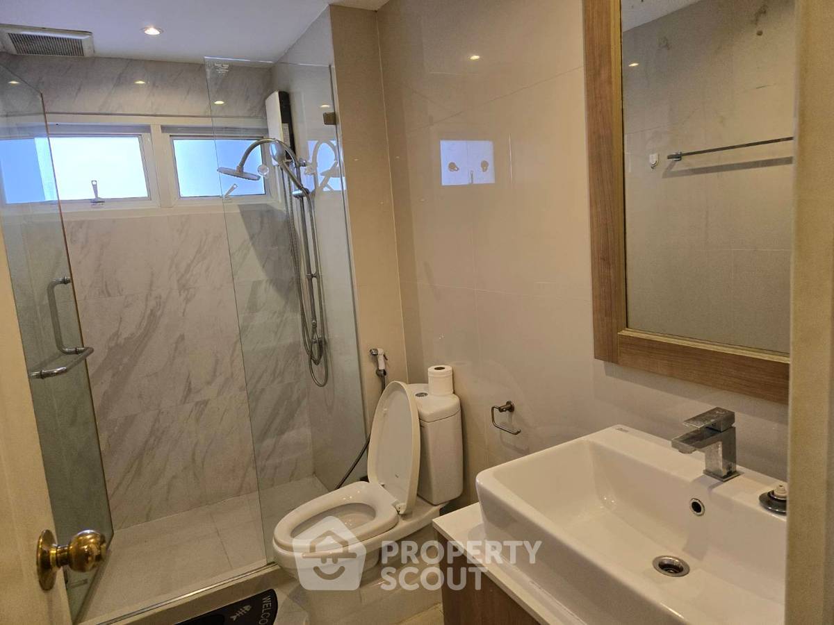 picture 3-BR Condo at Siam Condominium near MRT Phra Ram 9 (ID 2470686) - 6/11