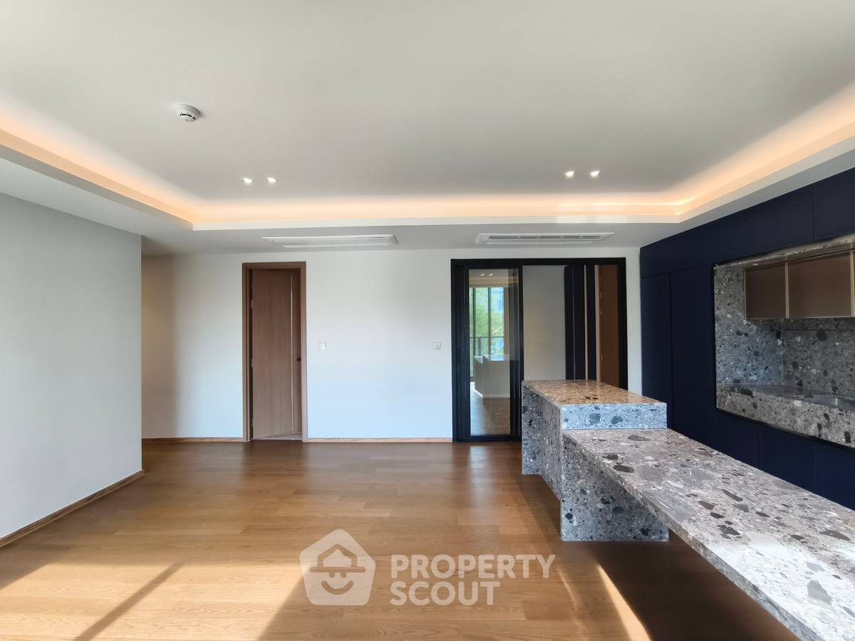 picture 3-BR Condo at Via 34 near BTS Thong Lor (ID 2836888) - 2/28
