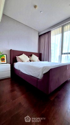 Condos for rent : Well-Priced 2-BR Condo At The Lumpini 24, 22nd Floor Near BTS Phrom Phong (ID 2638841)