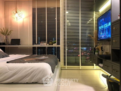 1-BR Condo 22 Sqm On 20th Floor Rhythm Asoke Near MRT Phra Ram 9 (300m) (ID 2735495)