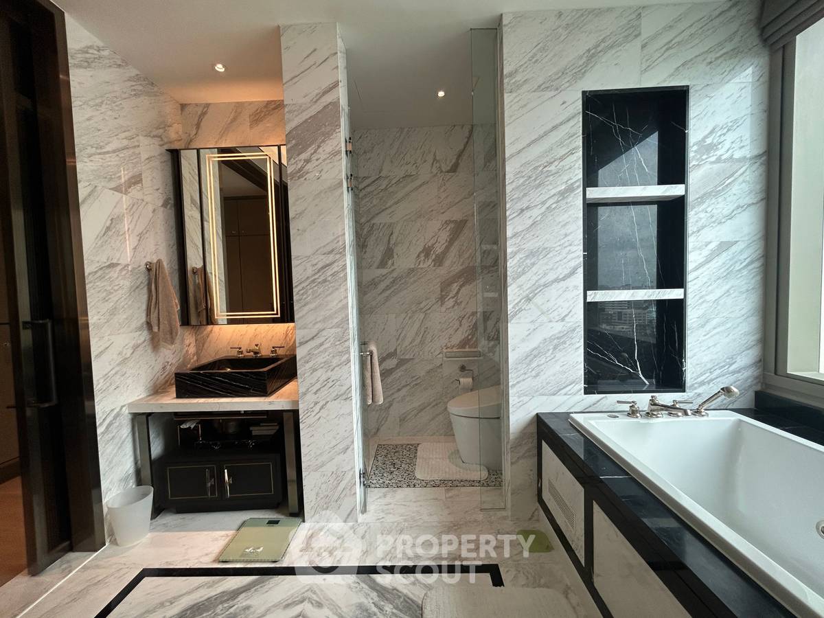 รูป คอนโด 2 ห้องนอน ขนาด 145 ตร.ม. The Residences At Mandarin Oriental ใกล้ BTS สะพานตากสิน (ID 2324639) - รูปที่ 15/19