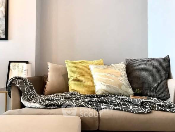 picture 1-BR Condo at Life One Wireless near BTS Phloen Chit (ID 2433602) - 1/11