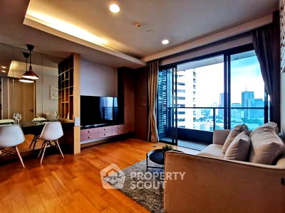 Condos for rent : 2-BR 54 Sqm On 15th Floor, The Lumpini 24, BTS Phrom Phong (ID 2611697)