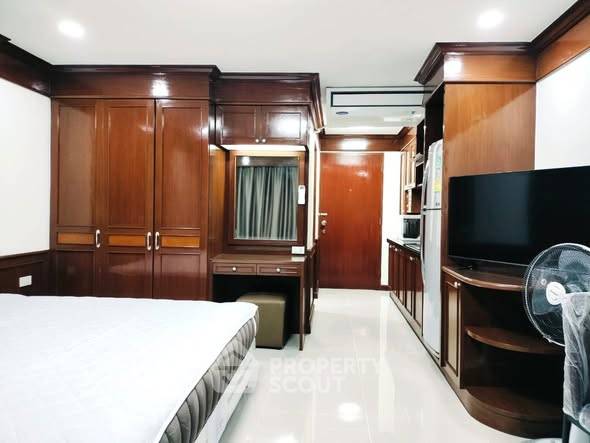 picture 1-BR Condo at Sukhumvit Suite near BTS Nana (ID 2556023) - 2/7