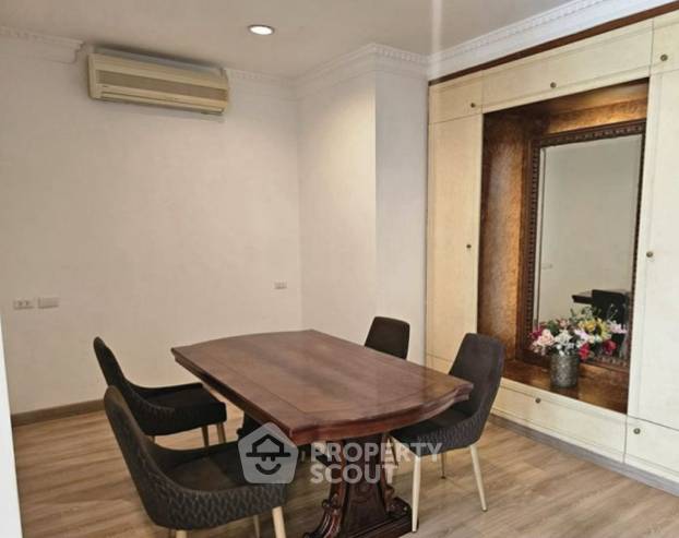 picture 2-BR Condo at Citi Smart Sukhumvit 18 near BTS Asok (ID 2841108) - 1/6