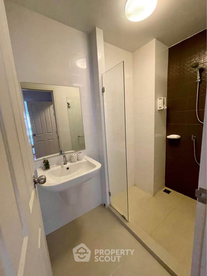 รูป คอนโด 1 ห้องนอน ขาย The Trust Hua Hin ชั้น 6 ขนาด 33 ตร.ม. (ID 2055116) - รูปที่ 5/8