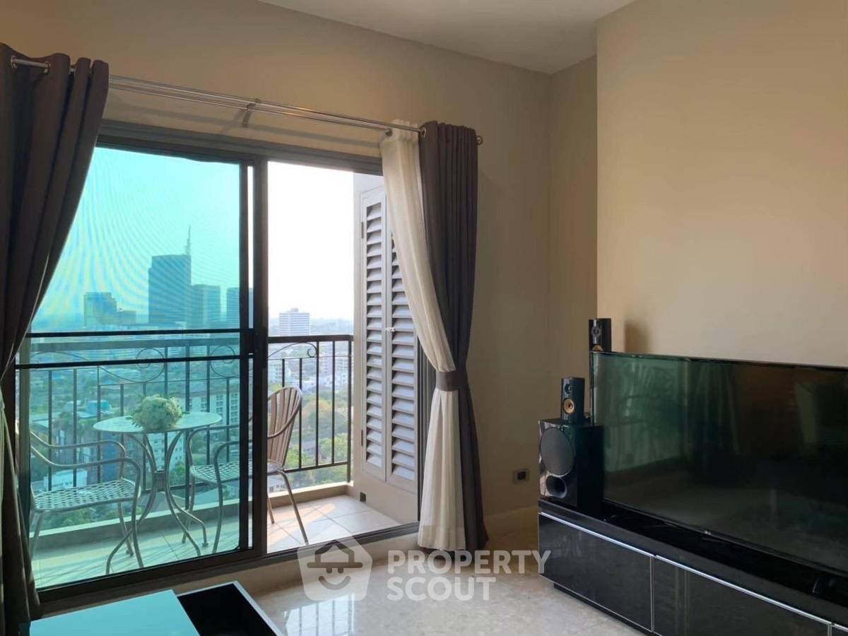 รูป คอนโด 1-ห้องนอน ที่ เดอะ เครสท์ สุขุมวิท 34 ใกล้ BTS ทองหล่อ (ID 1363860) - รูปที่ 1/10