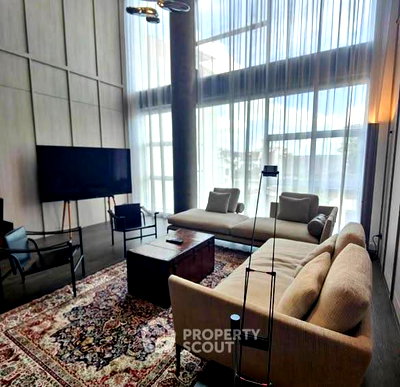Condos for rent Gateway Ekamai : 4-BR Condo at Penthouse Condominium 3 near BTS Ekkamai (ID 2535448)