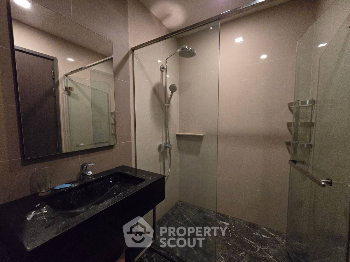 รูป คอนโด 1-ห้องนอน ที่ ดิ เอดจ์ สุขุมวิท 23 ใกล้ MRT สุขุมวิท (ID 2739009) - รูปที่ 8/9