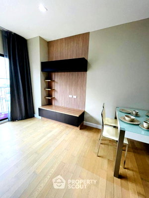 Condos for rent : 1-BR Condo at Noble Reveal Ekamai near BTS Ekkamai (ID 1369303)