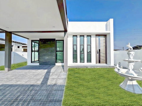 Modern Luxury Single House for Sale East Pattaya
