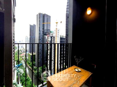 Condos for rent : 49 Sqm 2-BR On 20th Floor At Life Asoke - Rama 9 Near MRT Phra Ram 9 (ID 2809141)