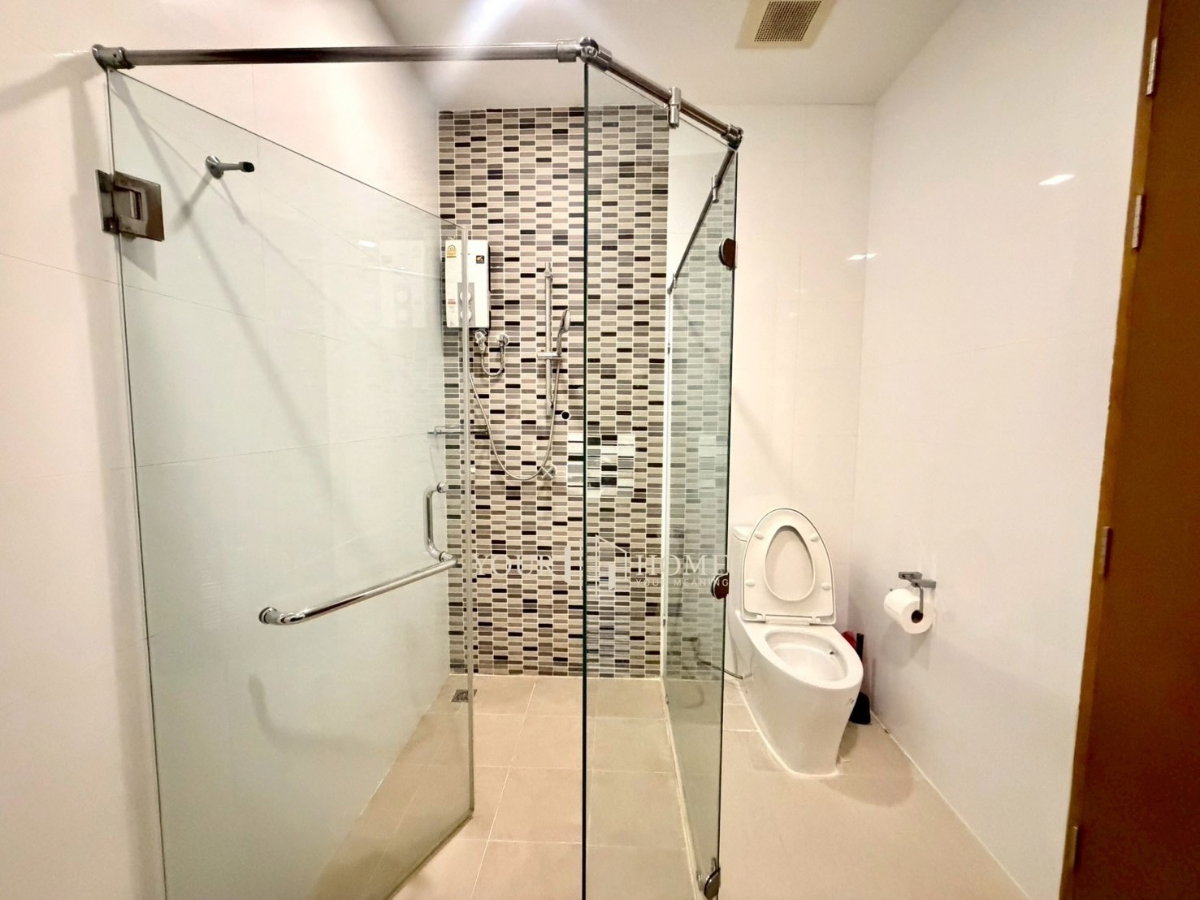 picture ðĨLuxury Beachfront Condo for Rent: Casalunar Paradiso (Bangsaen-Sriracha) - 19/25