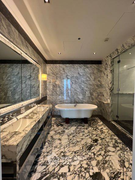 รูป คอนโด 2 ห้องนอน ชั้น 42 ขนาด 126 ตร.ม. The Ritz-Carlton Residences ใกล้ BTS ช่องนนทรี 100 ม. (ID 683198) - รูปที่ 22/22