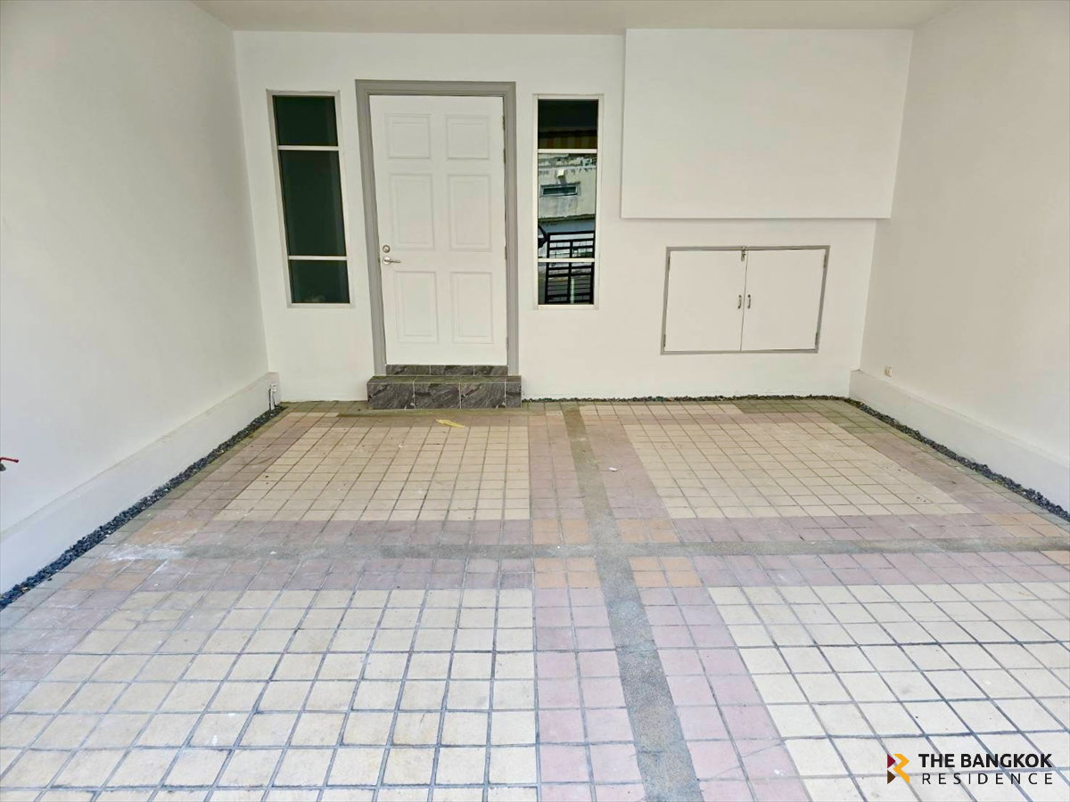 รูป เช่าบ้าน 🏡 Baan Klang Krung Grande Vienna Rama 3, 3นอน 25.67ตร.ว. 40k 🌍 ทำเล Rare Item พระราม 3 ใจกลาง CBD - รูปที่ 9/14