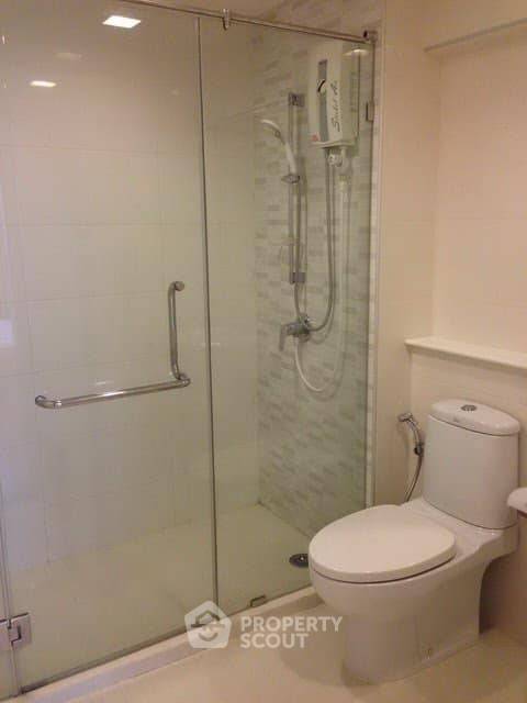 picture 1-BR Condo at Supreme Condo Ratchawithi 3 near BTS Victory Monument (ID 448986) - 2/8