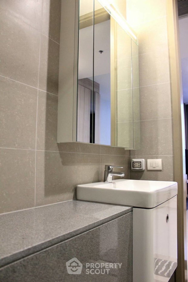 picture 1-BR Condo at Noble Ploenchit near BTS Phloen Chit (ID 2556402) - 10/10
