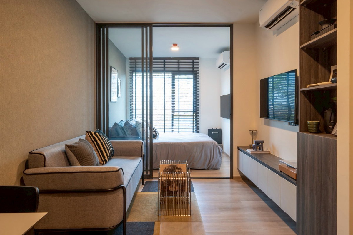 รูป 🚪ห้องสวยฟังก์ชันเป๊ะ พร้อมเฟอร์นิเจอร์แต่งครบแบบ Fully Furnished ที่ Chapter One More Kaset เริ่ม 2.83 ล้าน* 💚 Line: @whitesand - รูปที่ 1/10