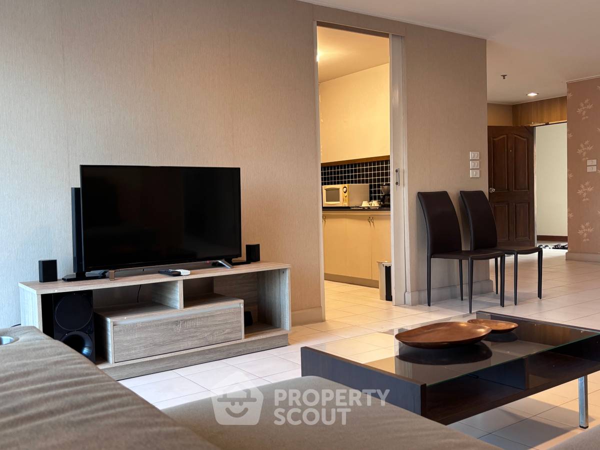 picture 2-BR Condo at Master View Executive Place Condominium near BTS Krung Thon Buri (ID 2583734) - 4/17