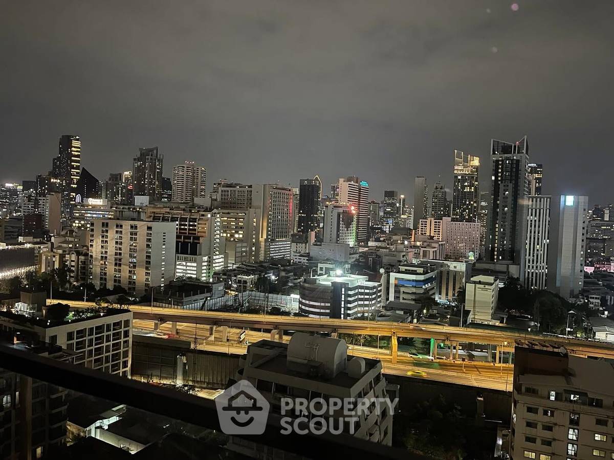 picture 2-BR Condo at Noble Ploenchit near BTS Phloen Chit (ID 2400870) - 12/12