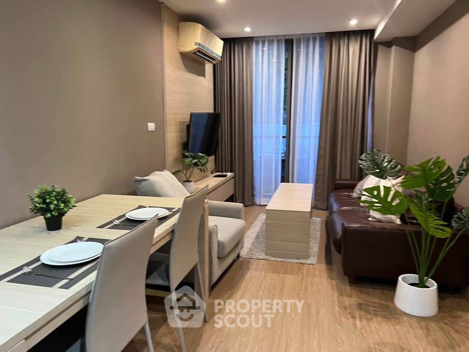 picture 1-BR 38 Sqm At Klass Silom, 200m to BTS Chong Nonsi (ID 2799593) - 6/18