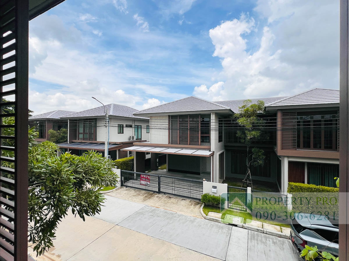 รูป ให้เช่า บ้าน บุราสิริ กรุงเทพกรีฑา บ้านเดี่ยว 4 ห้องนอน 77 ตรว 330 ตรม บ้านใหม่ เฟอร์นิเจอร์ครบ มีห้องแม่บ้าน ใกล้ รามคำแหง พระราม 9 : MF26R-002 - รูปที่ 21/40