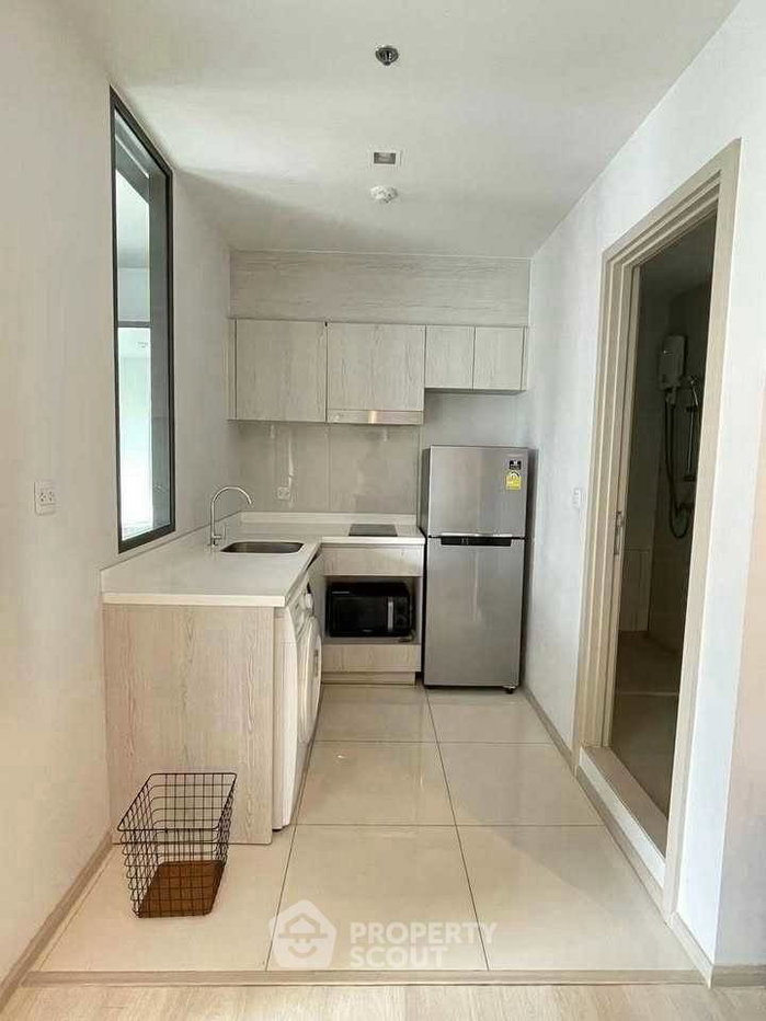 picture 1-BR Condo at Life One Wireless near BTS Phloen Chit (ID 2301437) - 11/11