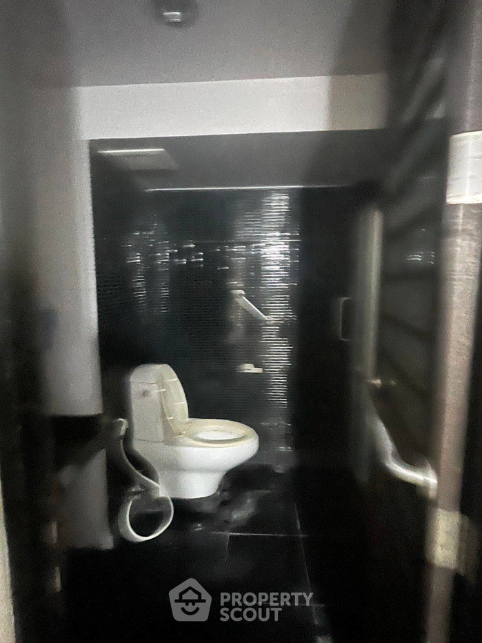 รูป คอนโด 1-ห้องนอน ที่ สราญใจ แมนชั่น คอนโดมิเนียม ใกล้ BTS นานา (ID 2545472) - รูปที่ 5/8
