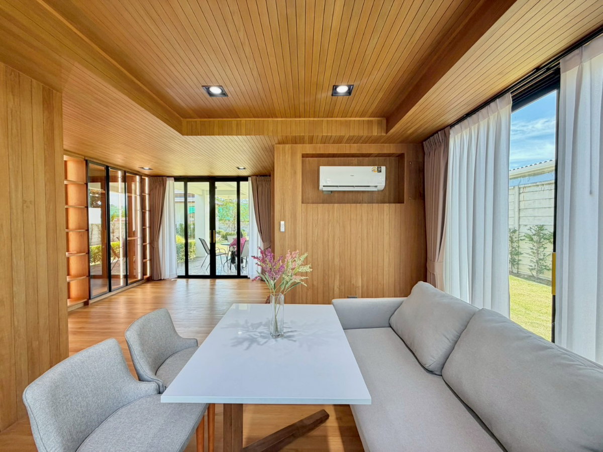 รูป 🌳🏠 ขายบ้านเดี่ยวหรูสไตล์ Modern Tropical พร้อมสวนกว้างและสระว่ายน้ำส่วนตัว - รูปที่ 17/42