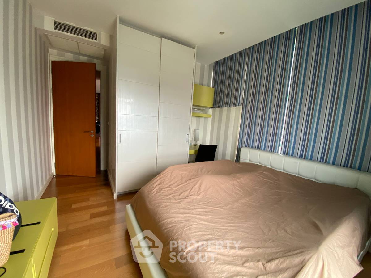 picture 2-BR Condo at Chatrium Riverside Condominium near BTS Saphan Taksin (ID 590938) - 17/19