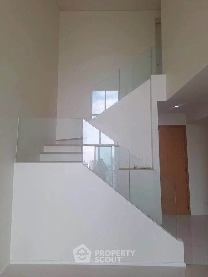 รูป คอนโด 2-ห้องนอน ที่ วิลล่า อโศก ใกล้ MRT เพชรบุรี (ID 2328899) - รูปที่ 2/19